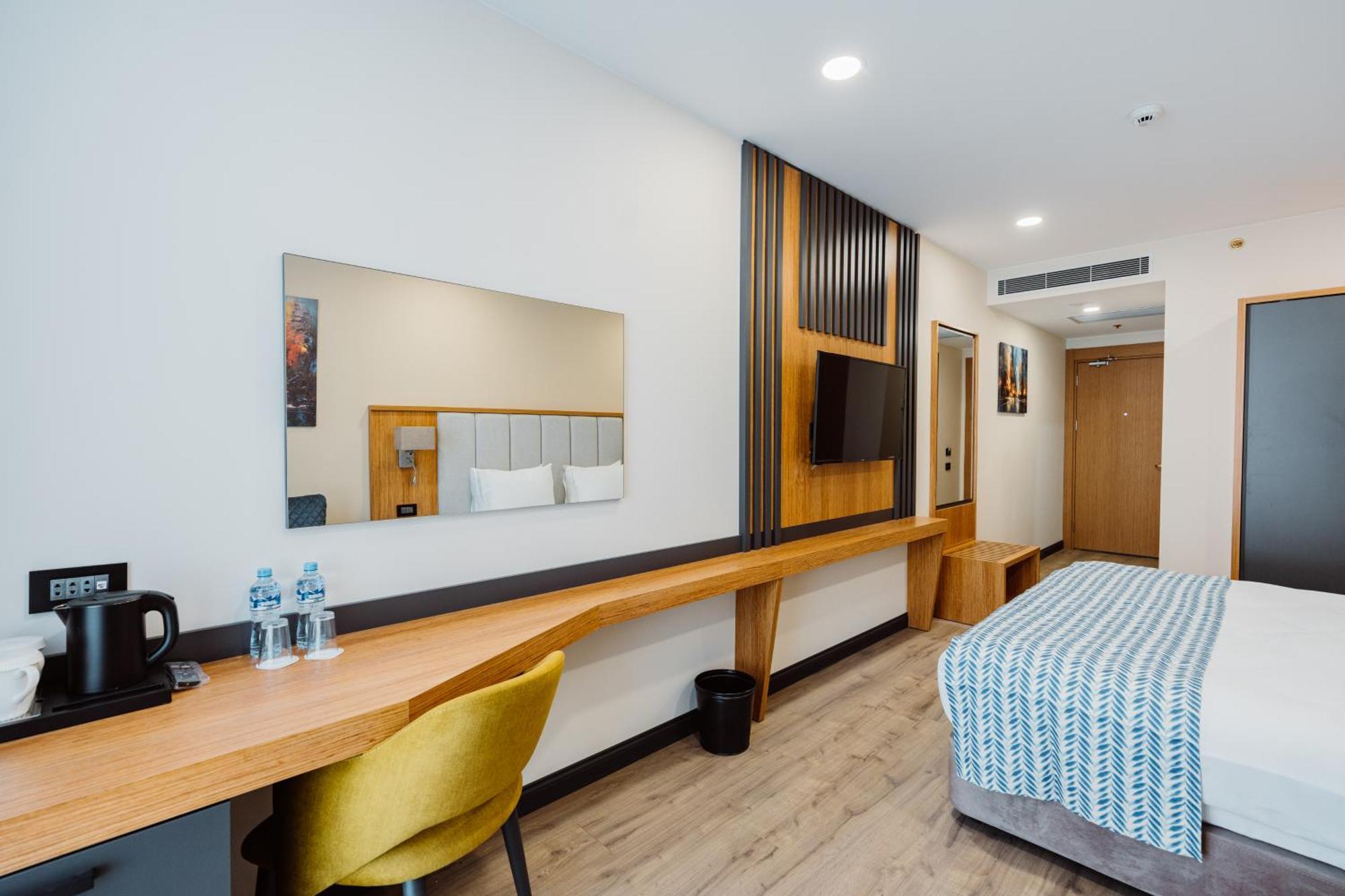 Best Western Plus באטומי מראה חיצוני תמונה