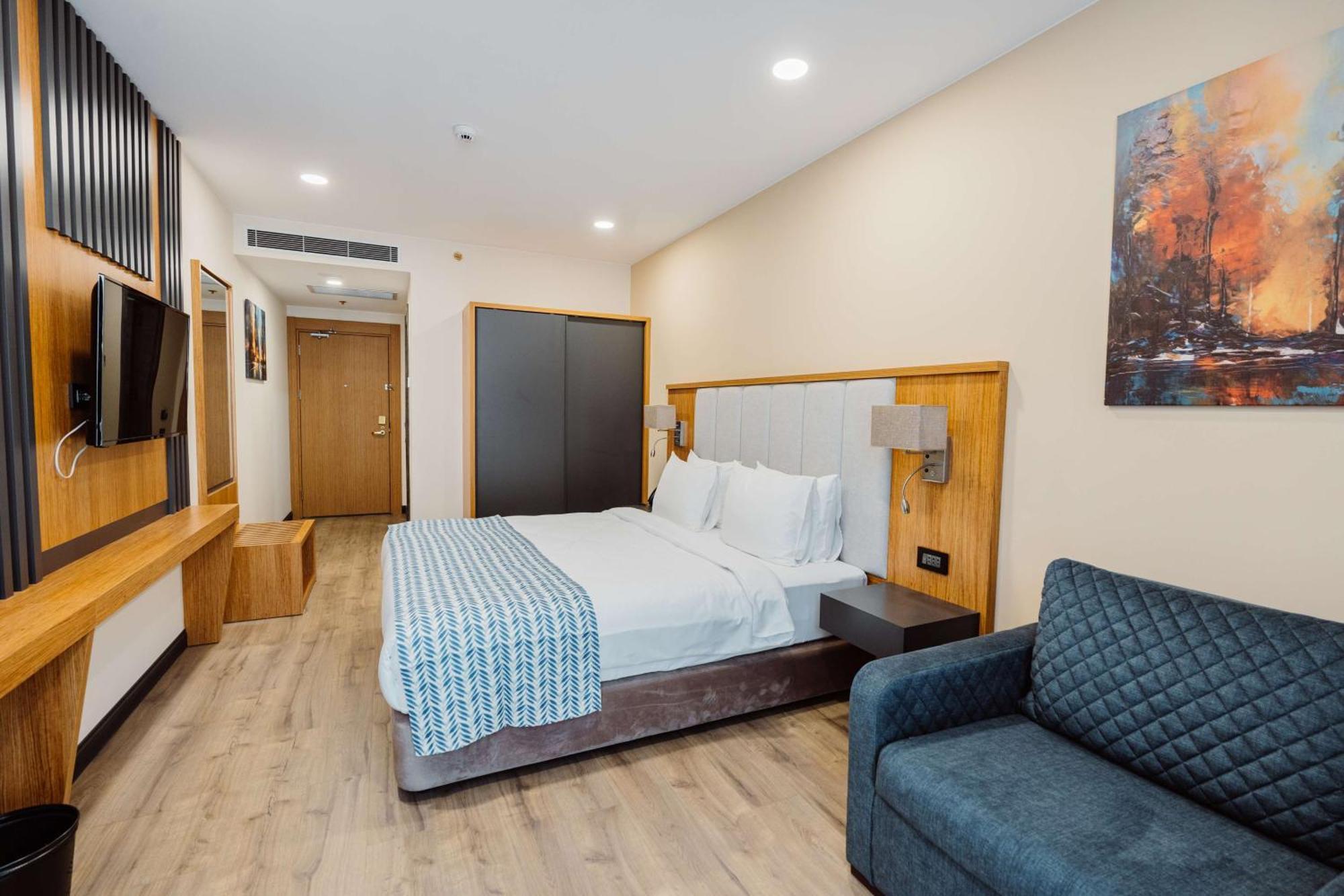Best Western Plus באטומי מראה חיצוני תמונה