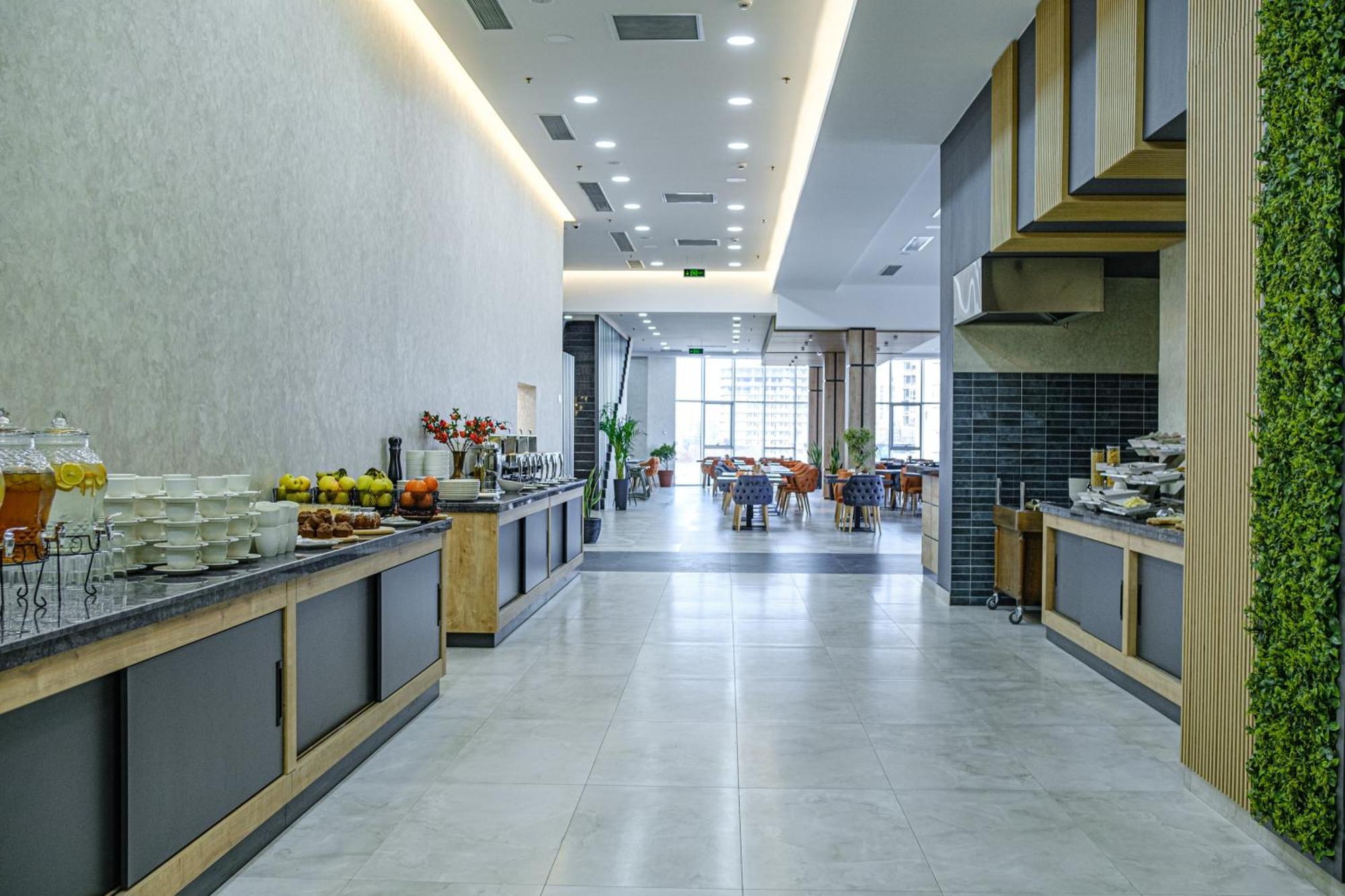 Best Western Plus באטומי מראה חיצוני תמונה