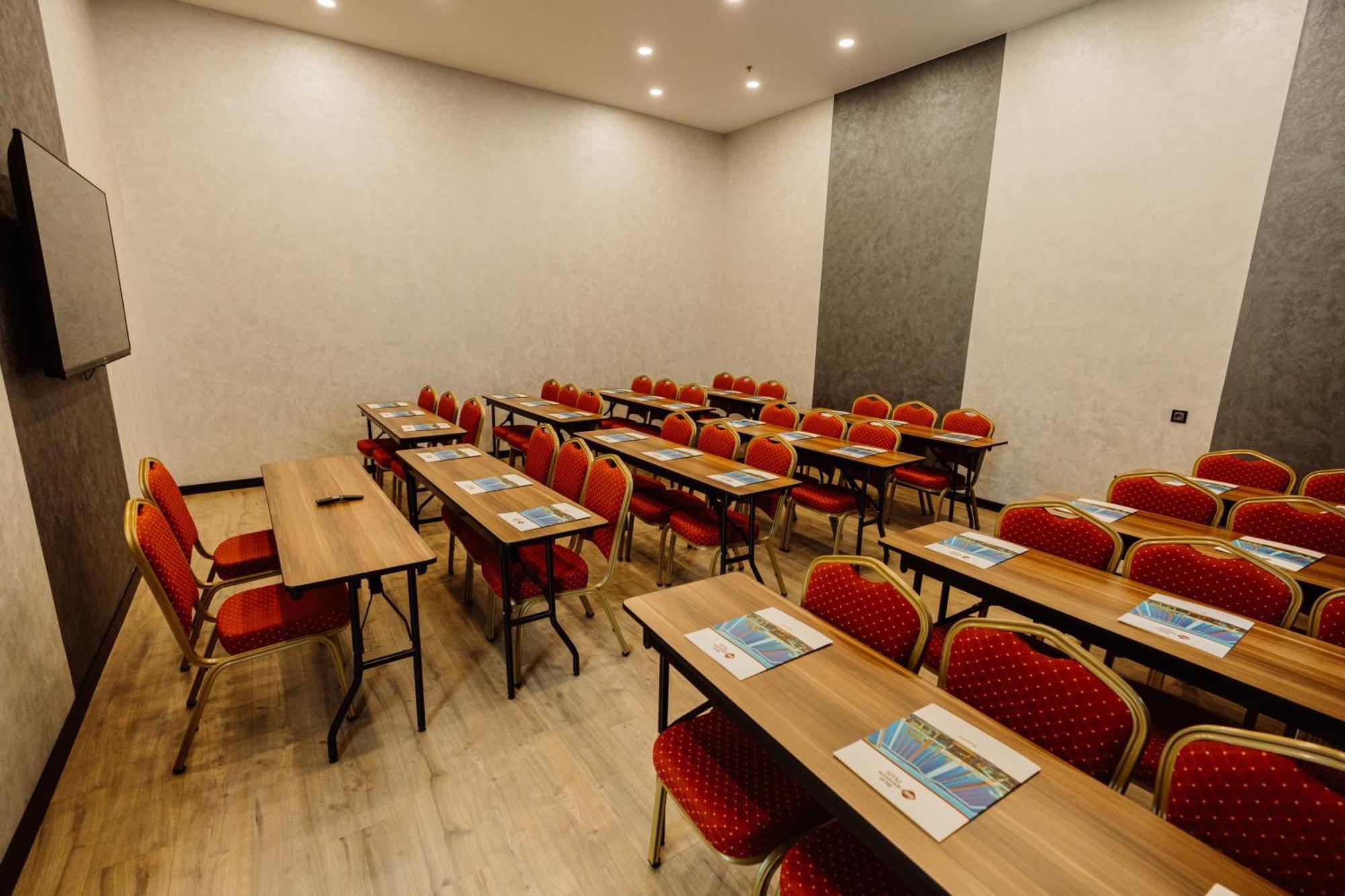 Best Western Plus באטומי מראה חיצוני תמונה